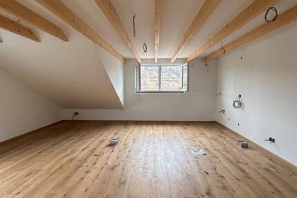 Wohnung Weinstadt - 3 Zimmer, 71 m&sup2;, 1.050&euro; | Angebot:26525479