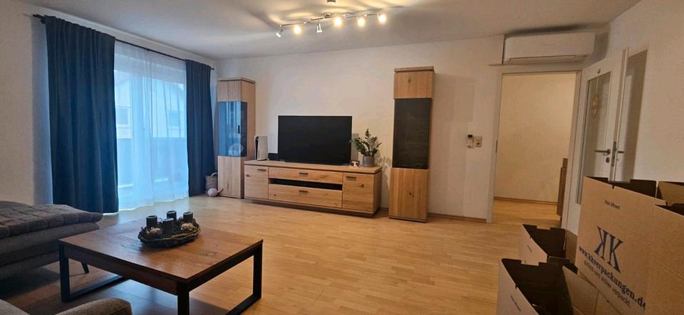 Dachgeschoßwohnung Tegernheim - 3 Zimmer, 88 m&sup2;, 1.200&euro; | Angebot:26377550