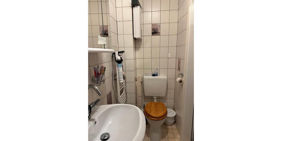 Erdgeschoßwohnung Saarbrücken Brebach-Fechingen - 1 Zimmer, 33 m&sup2;, 280&euro; | Angebot:26050559