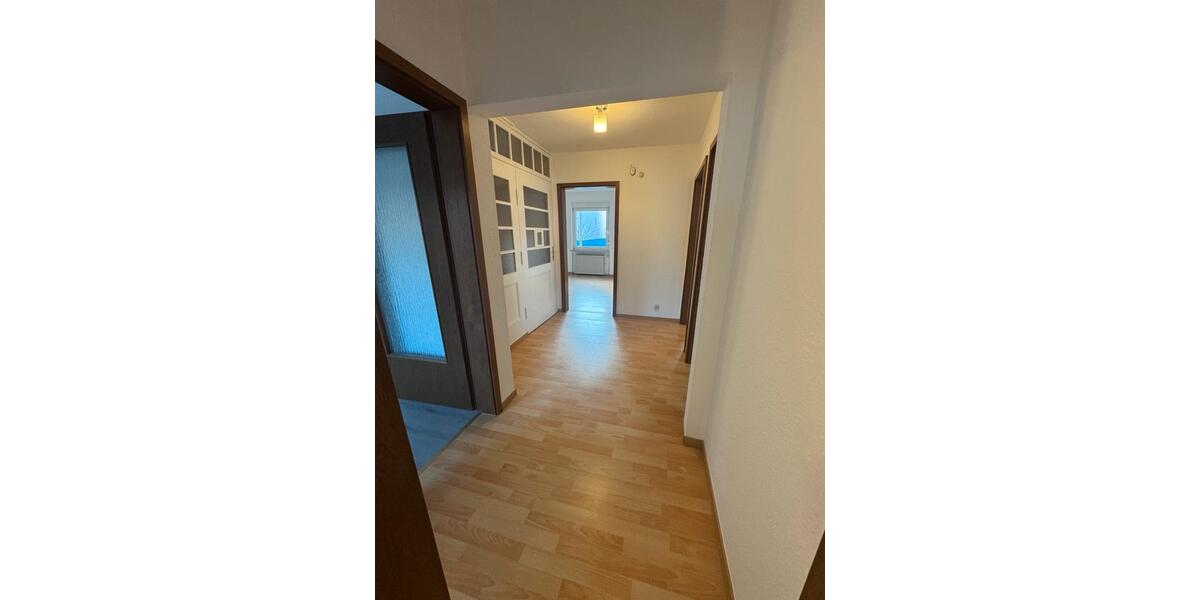 Attraktive 3-Zimmer-Wohnung - 68m2 - Küche & Bad 3 zimmer