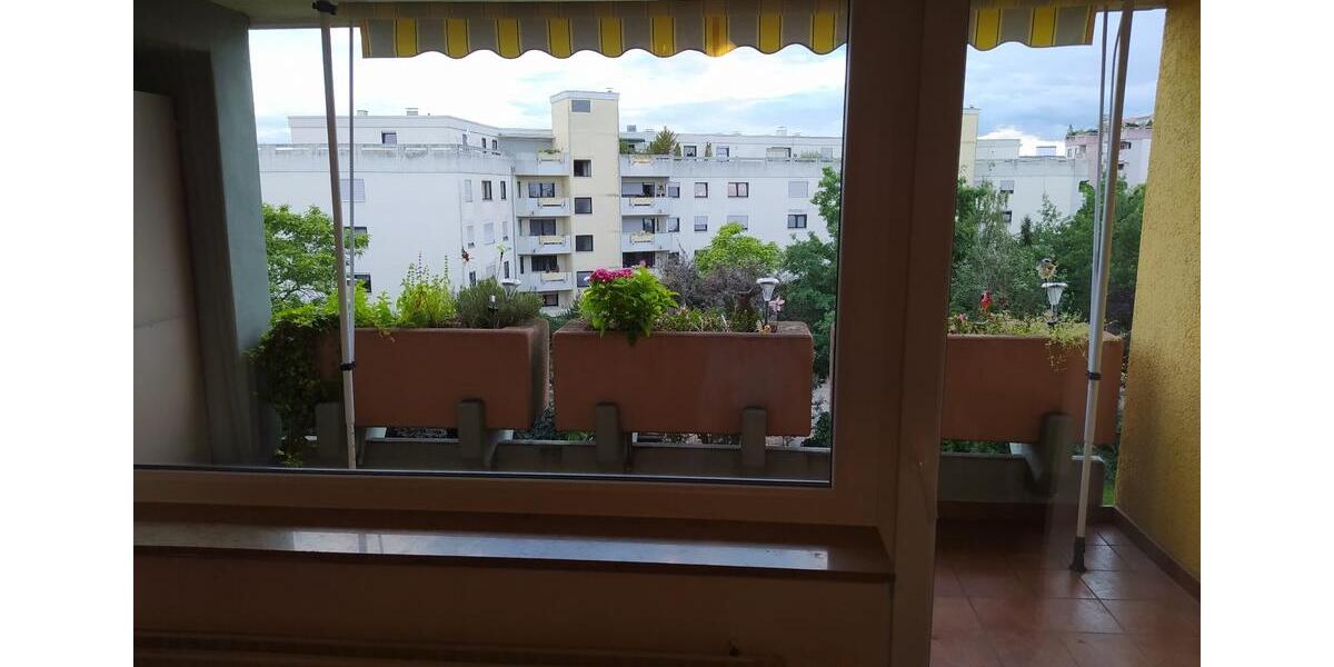 Etagenwohnung Karlsruhe Hagsfeld - 2 Zimmer, 67 m&sup2;, 870&euro; | Angebot:24976116