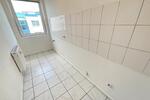 Frisch renoviert in Ihre eigene 2 Zimmerwohnung zimmer