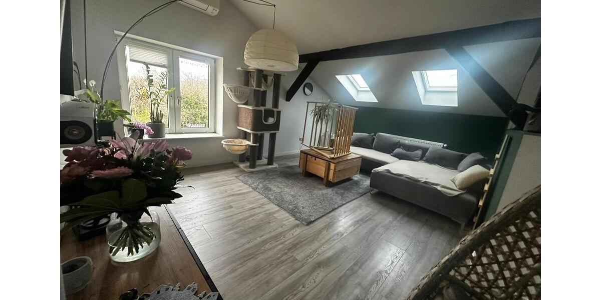 Dachgeschoßwohnung Bitterfeld-Wolfen Wolfen - 2 Zimmer, 99 m&sup2;, 740&euro; | Angebot:26230973