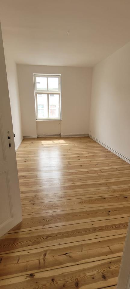 Exklusive AltbauWohnung mit Wintergarten im Herzen von Oranienburg