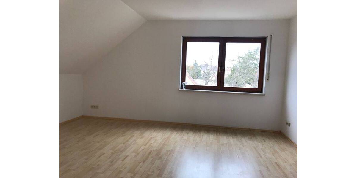 Etagenwohnung Wurzen Kühren - 3 Zimmer, 77 m&sup2;, 380&euro; | Angebot:26470894