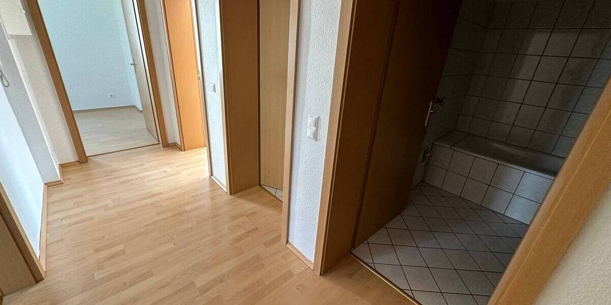 Etagenwohnung Chemnitz Rottluff - 3 Zimmer, 59 m&sup2;, 330&euro; | Angebot:26318911