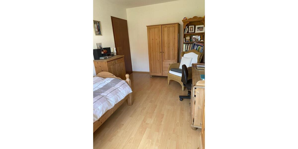 Etagenwohnung Niedernhall - 4 Zimmer, 120 m&sup2;, 500&euro; | Angebot:24737965
