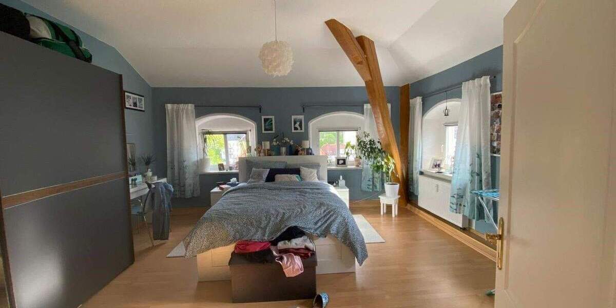 Etagenwohnung Döbeln Sörmitz - 3 Zimmer, 107 m&sup2;, 599&euro; | Angebot:25909059
