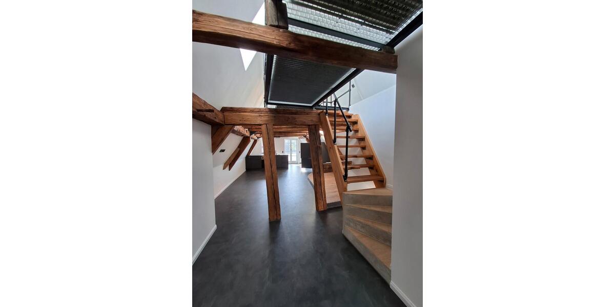 Dachgeschoßwohnung Kronach - 2 Zimmer, 114 m&sup2;, 1.100&euro; | Angebot:26439403