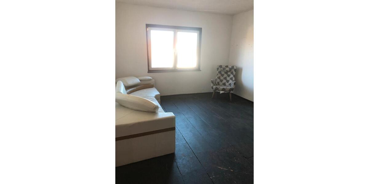 Dachgeschoßwohnung Seegebiet Mansfelder Land - 5 Zimmer, 120 m&sup2;, 500&euro; | Angebot:26560366