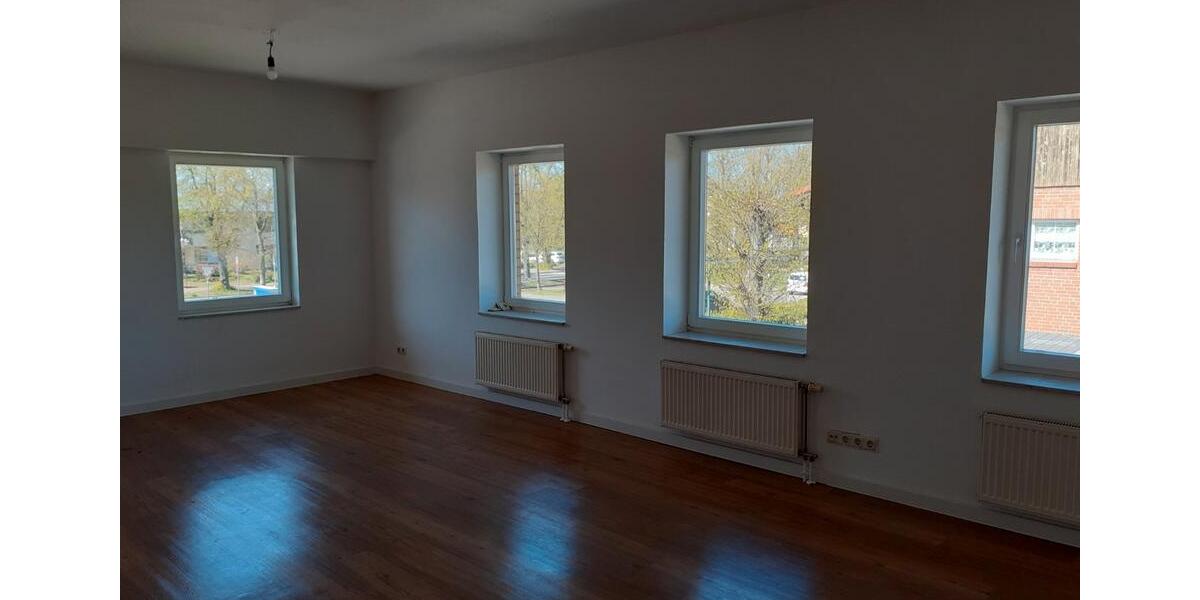 Gewerbeobjekt Bernau bei Berlin - 3 Zimmer, 88 m&sup2;, 963&euro; | Angebot:26351363