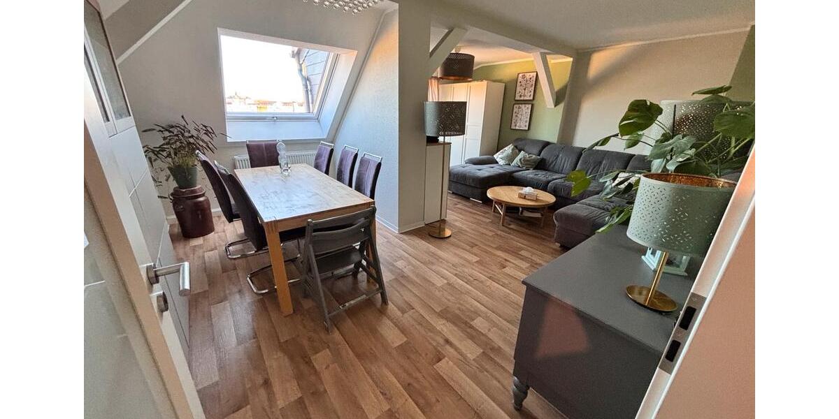 Dachgeschoßwohnung Rathenow - 3.5 Zimmer, 96 m&sup2;, 670&euro; | Angebot:26504167