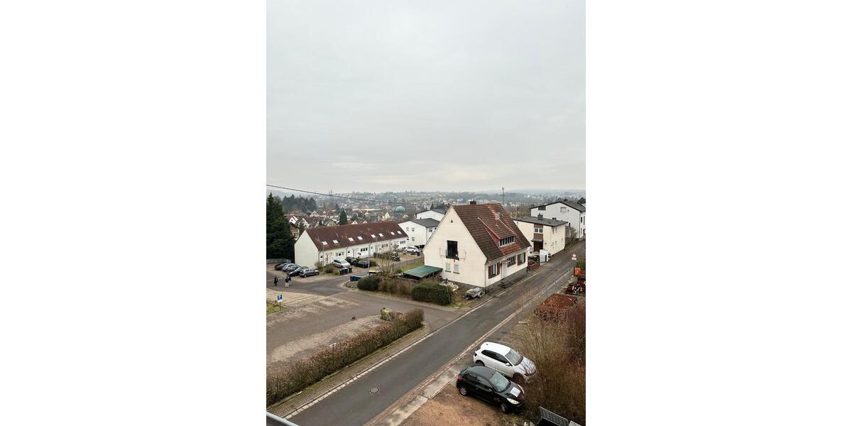 Schöne Maisonette Wohnung in Schiffweiler 3.5 zimmer