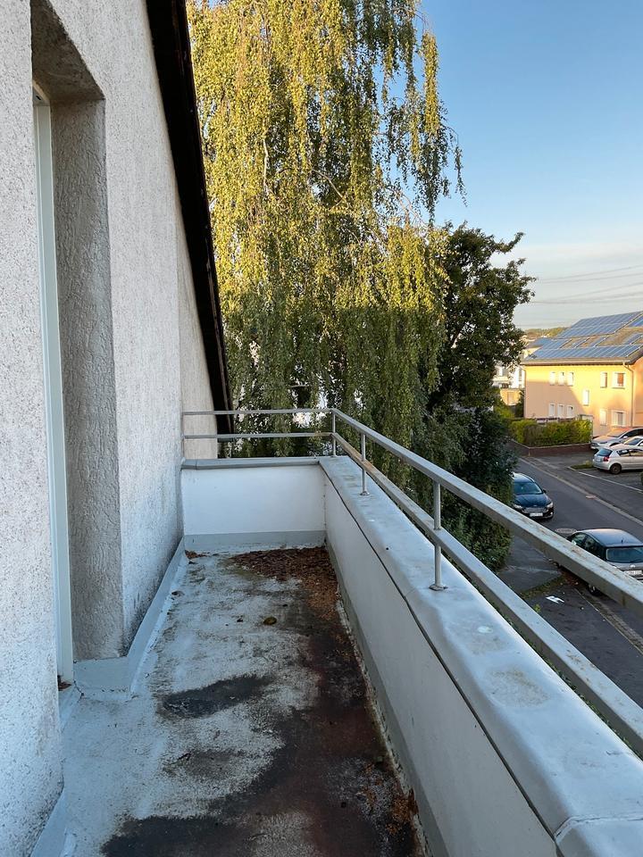 Attraktive Dachgeschosswohnung mit 2 Balkonen zimmer