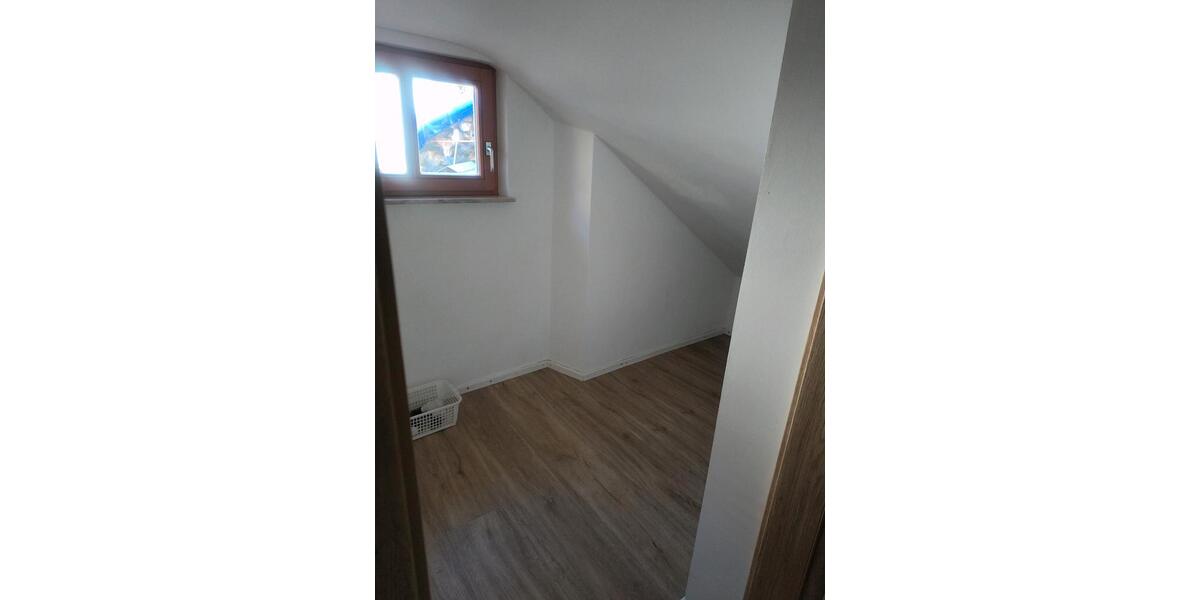 Erdgeschoßwohnung Oettingen in Bayern - 2 Zimmer, 90 m&sup2;, 850&euro; | Angebot:26025720