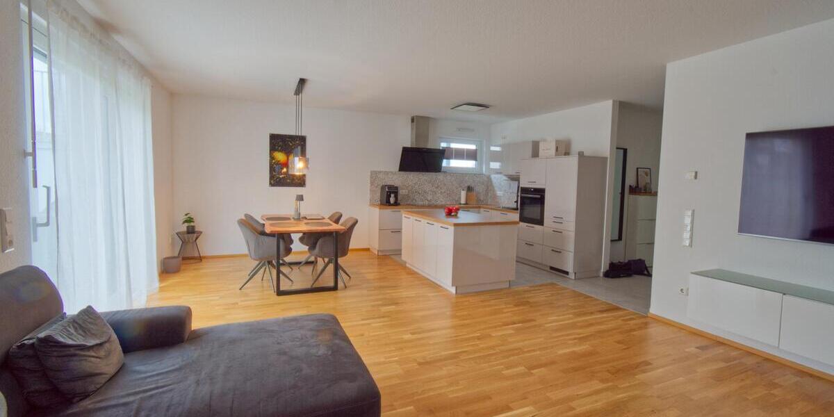 Exklusive 2,5 Zimmer-Neubauwohnung mit viel Platz, sonniger Terrasse, Einbauküche und TG-Stellplatz - Erdgeschoßwohnung Villingen-Schwenningen Schwenningen | Angebot:25181350