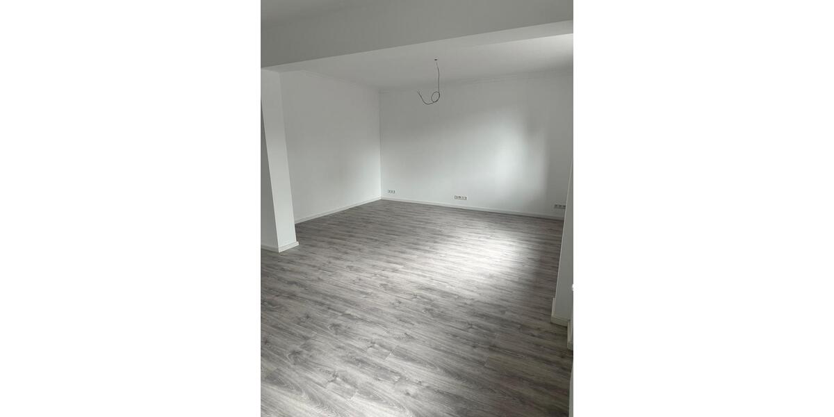 Einfamilienhaus 6-Zimmer zwischen Innenstadt und Schildesche zu vermieten 6 zimmer