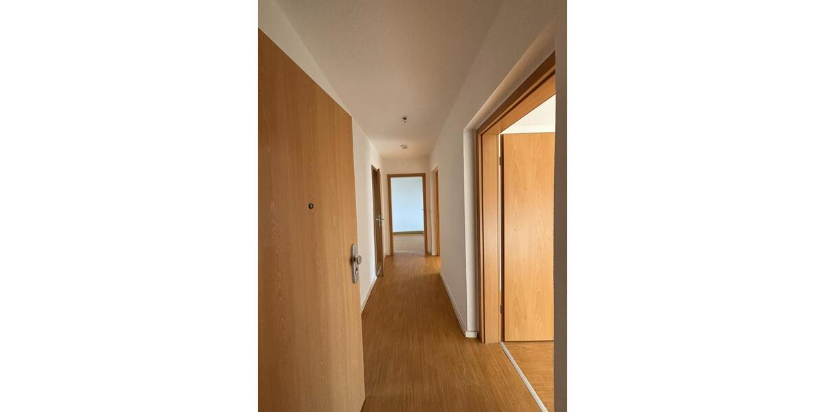 Etagenwohnung Gräfenhainichen - 3 Zimmer, 60 m&sup2;, 410&euro; | Angebot:22832037