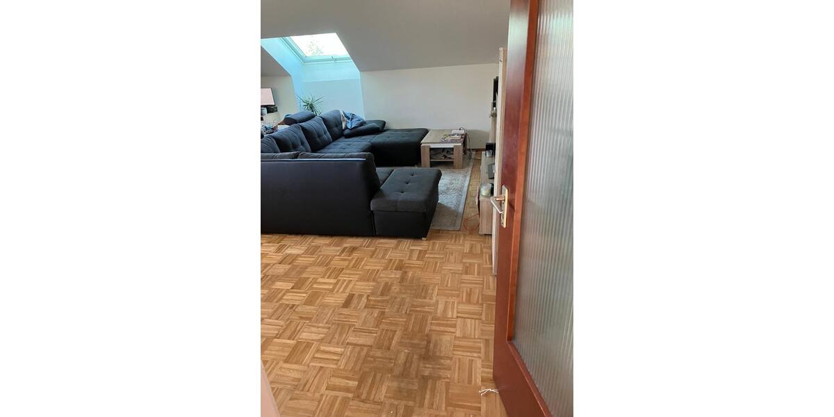 Dachgeschoßwohnung Unterschleißheim - 2 Zimmer, 60 m&sup2;, 1.290&euro; | Angebot:26492891