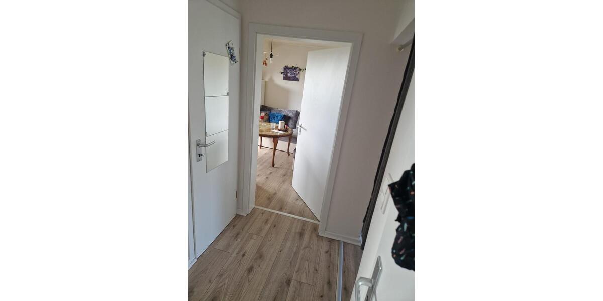Dachgeschoßwohnung Essen Stadtbezirk III - 1 Zimmer, 36 m&sup2;, 544&euro; | Angebot:26372655