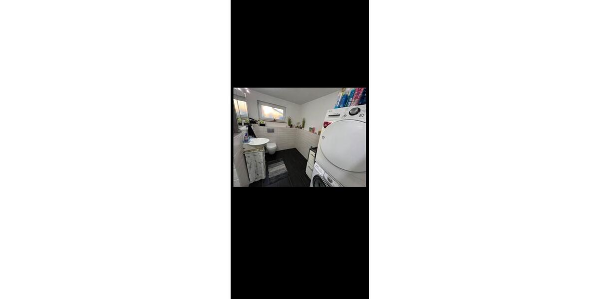 Etagenwohnung Lichtenwald - 4 Zimmer, 120 m&sup2;, 1.350&euro; | Angebot:26565514