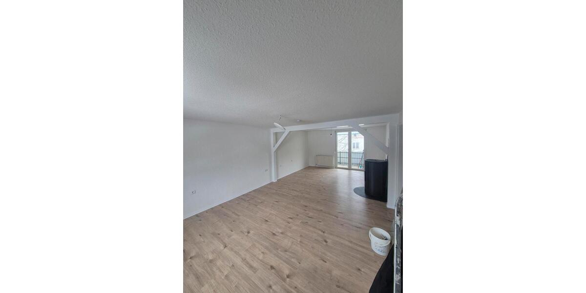 Etagenwohnung Alheim - 4 Zimmer, 95 m&sup2;, 900&euro; | Angebot:24868911