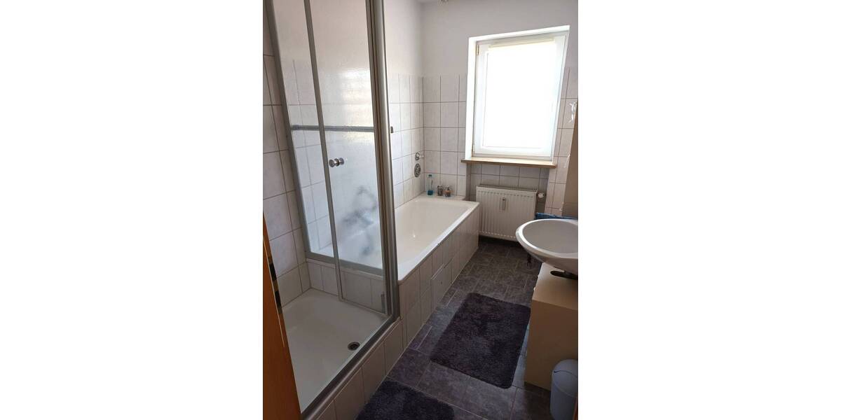 Etagenwohnung Schrobenhausen Steingriff - 3 Zimmer, 100 m&sup2;, 900&euro; | Angebot:26117483