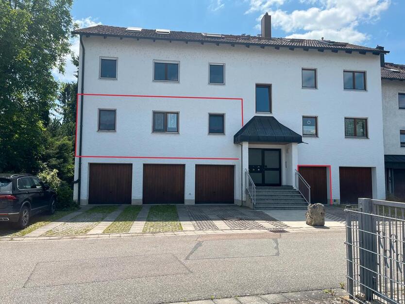 Helle 3-Zimmerwohnung mit Garage und Balkon in RegensburgReinhausen zu vermieten zimmer