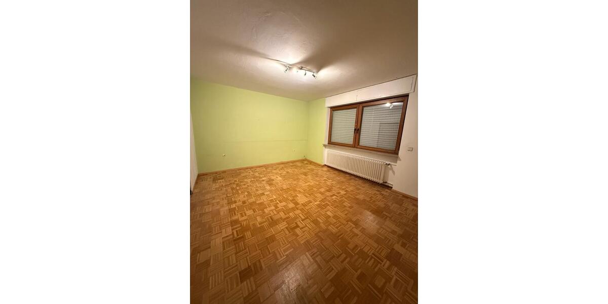 Reihenhaus Sulzbach (Saar) - 5 Zimmer, 120 m&sup2;, 1.250&euro; | Angebot:26044741