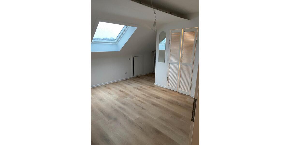 Schöne 3 Zi- DG-Wohnung in zentraler Lage: Elberfeld Steinbeck 3 zimmer