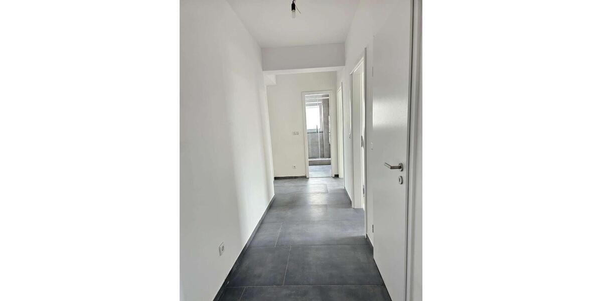 Etagenwohnung Solingen Wald - 3 Zimmer, 70 m&sup2;, 815&euro; | Angebot:26638907