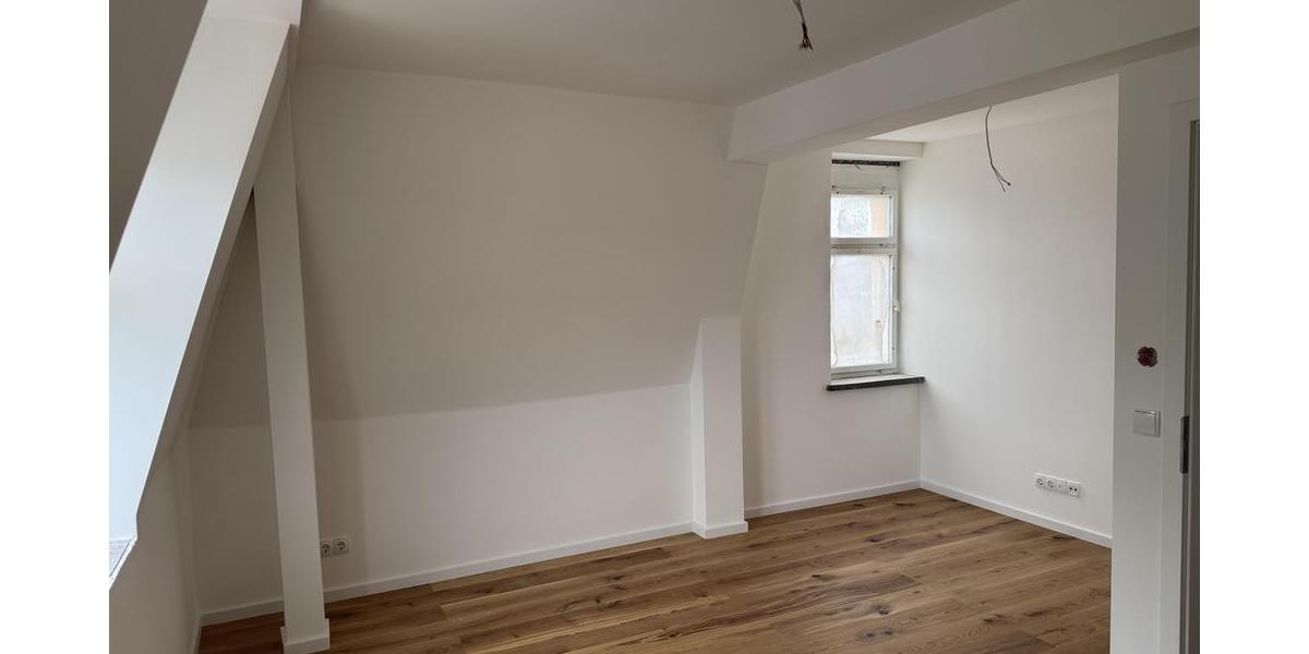 Moderne Dachgeschosswohnung mit Tageslichtbad in Altmittweida - Erstbezug! - Dachgeschoßwohnung Altmittweida | Angebot:27003247