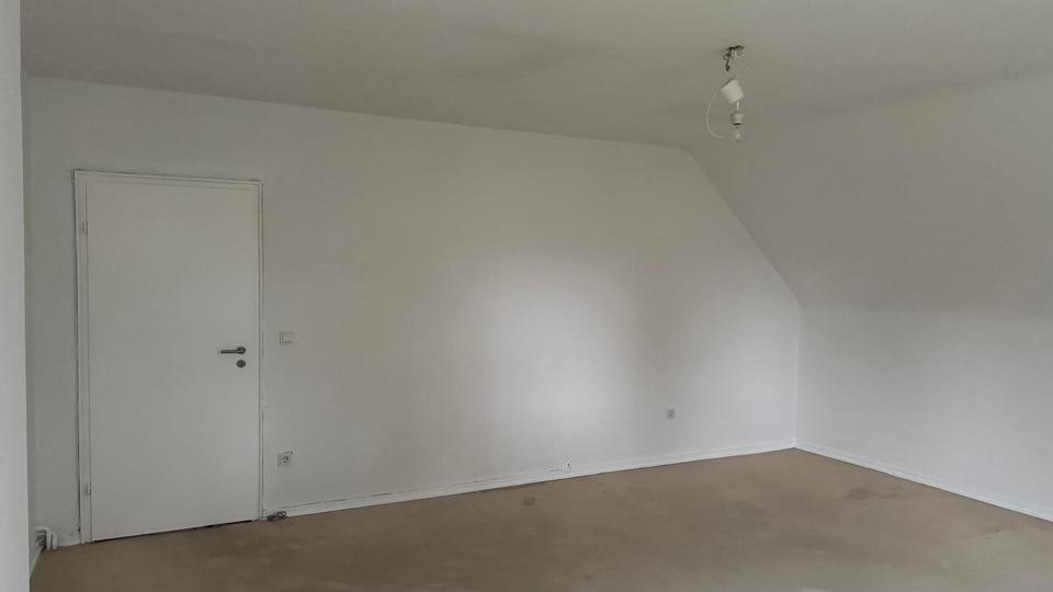 Helle 3-Zimmer-Wohnung in Köln-Weiden 3 zimmer