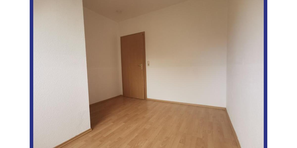 Dachgeschoßwohnung Gera - 4 Zimmer, 83 m&sup2;, 500&euro; | Angebot:25976845
