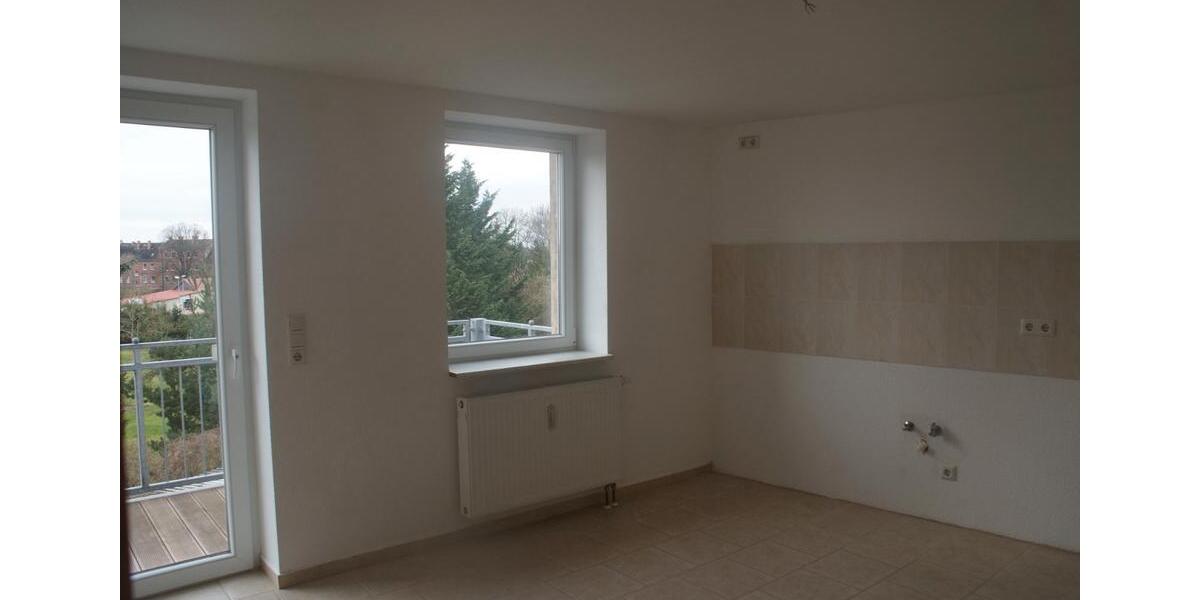 Dachgeschoßwohnung Burg - 2 Zimmer, 58 m&sup2;, 500&euro; | Angebot:25843378