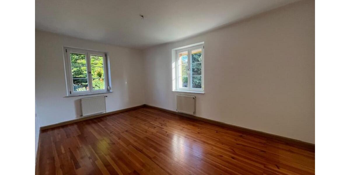 Erdgeschoßwohnung Bad Neustadt an der Saale - 3 Zimmer, 85 m&sup2;, 825&euro; | Angebot:22941236