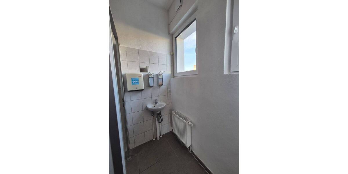 Gewerbeobjekt Bad Düben - 1 Zimmer, 211 m&sup2;, 1.199&euro; | Angebot:26188122