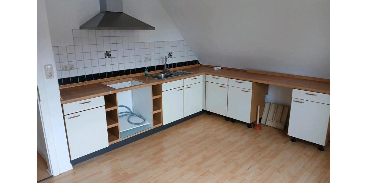Dachgeschoßwohnung Vlotho - 2 Zimmer, 60 m&sup2;, 550&euro; | Angebot:25638838