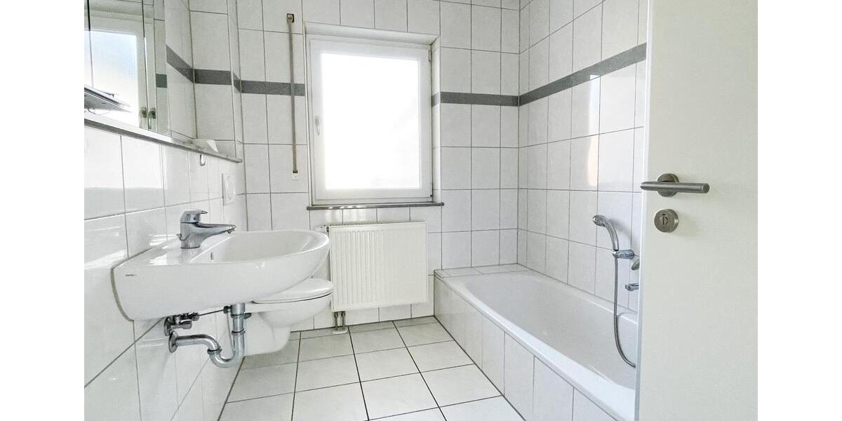 Etagenwohnung Wächtersbach - 2 Zimmer, 75 m&sup2;, 775&euro; | Angebot:26415813