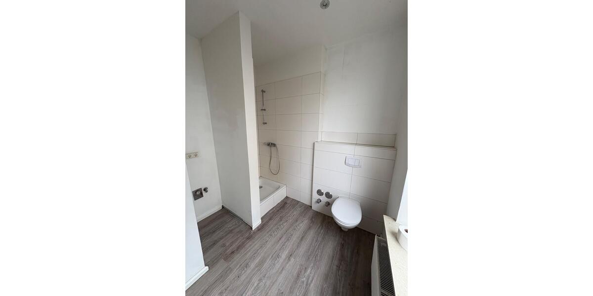 Erdgeschoßwohnung Flensburg - 2.5 Zimmer, 65 m&sup2;, 595&euro; | Angebot:26676281