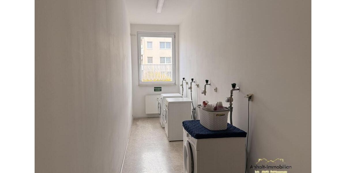 Etagenwohnung Bitterfeld-Wolfen Bitterfeld - 2 Zimmer, 60 m&sup2;, 495&euro; | Angebot:26487349