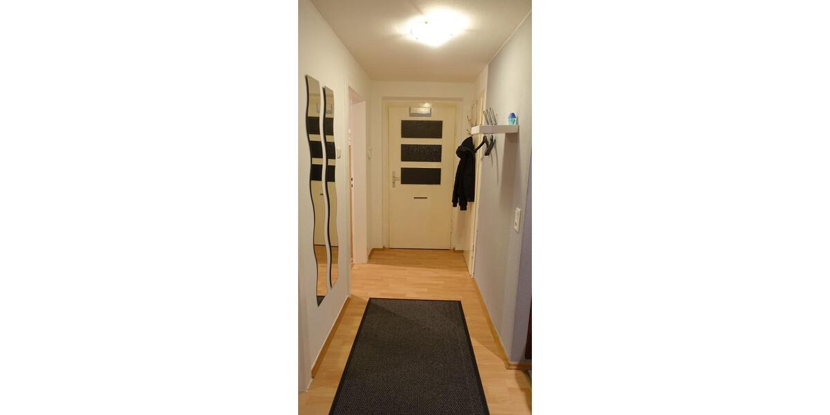 Dachgeschoßwohnung Oldenburg Ziegelhof - 3 Zimmer, 50 m&sup2;, 380&euro; | Angebot:24700955