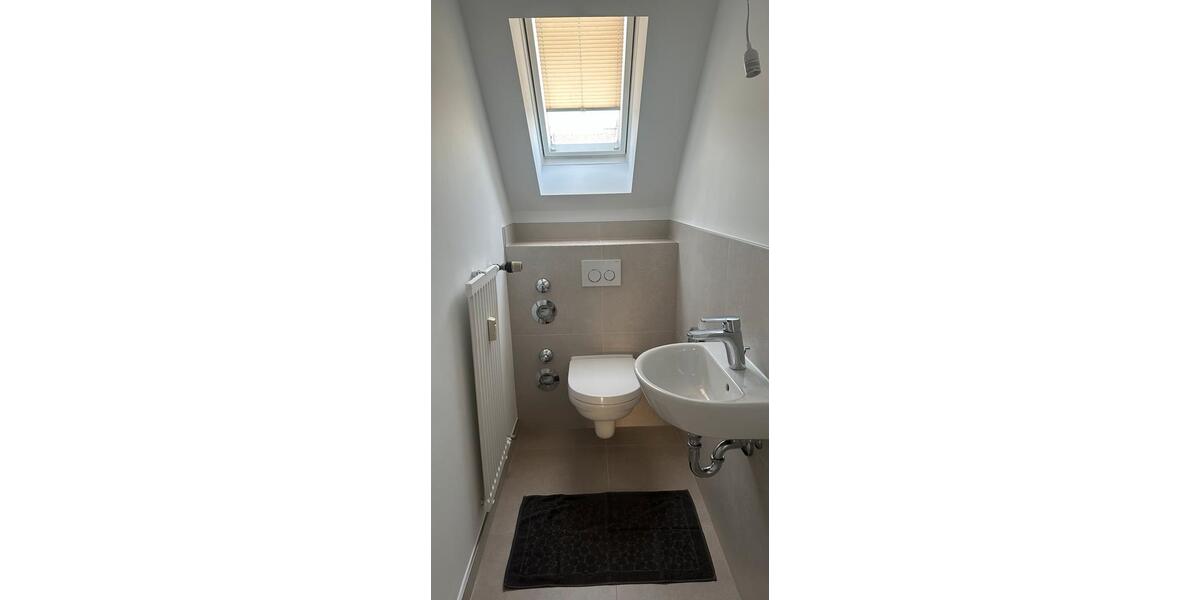 Dachgeschoßwohnung Eltville am Rhein Erbach - 3 Zimmer, 90 m&sup2;, 1.150&euro; | Angebot:26554702