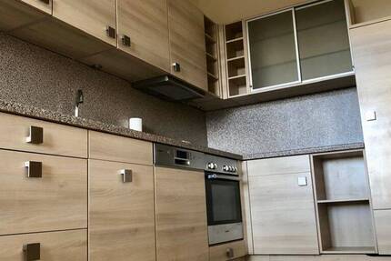 Wohnung Altenburg Altenburg - 2 Zimmer, 55 m&sup2;, 325&euro; | Angebot:26139081