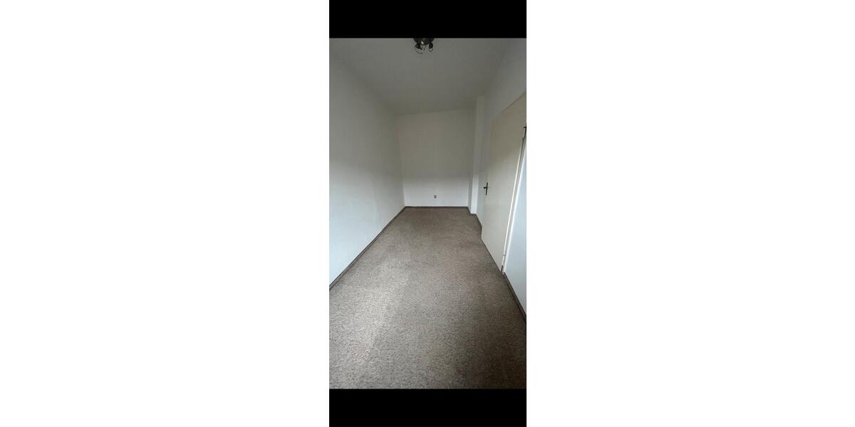 Vermiete 70qm Mietwohnung in Vetschau ab Februar 2026 3 zimmer