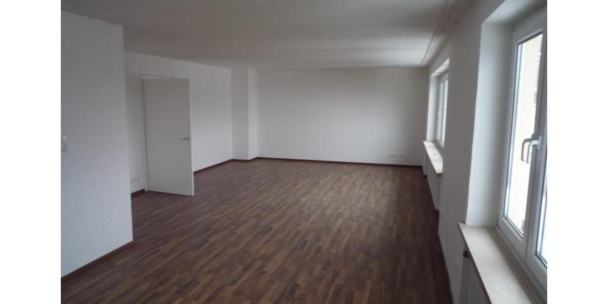 Etagenwohnung Schauenstein - 5 Zimmer, 136 m&sup2;, 1.510&euro; | Angebot:24983492