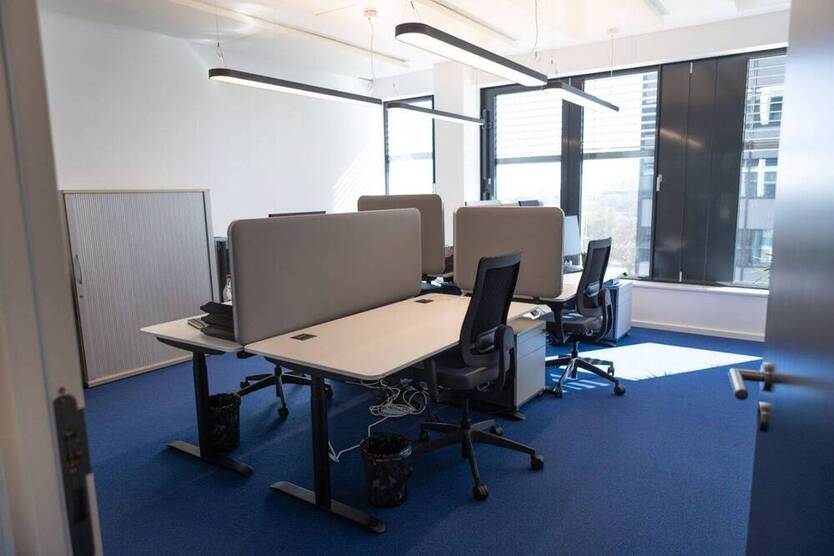 Office space for rent - 55.85 m² (two rooms: 23.95 m² and 31.9 m²) - All-in-Miete