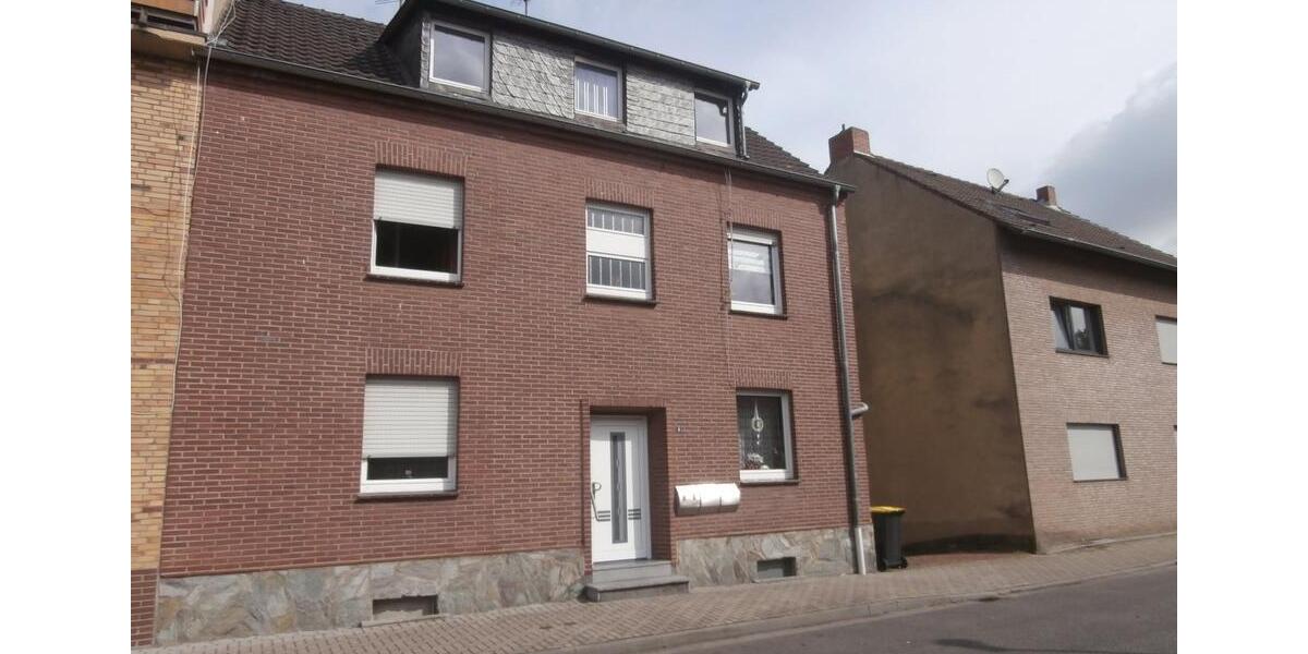 Dachgeschoßwohnung Linnich - 3 Zimmer, 54 m&sup2;, 370&euro; | Angebot:24741254