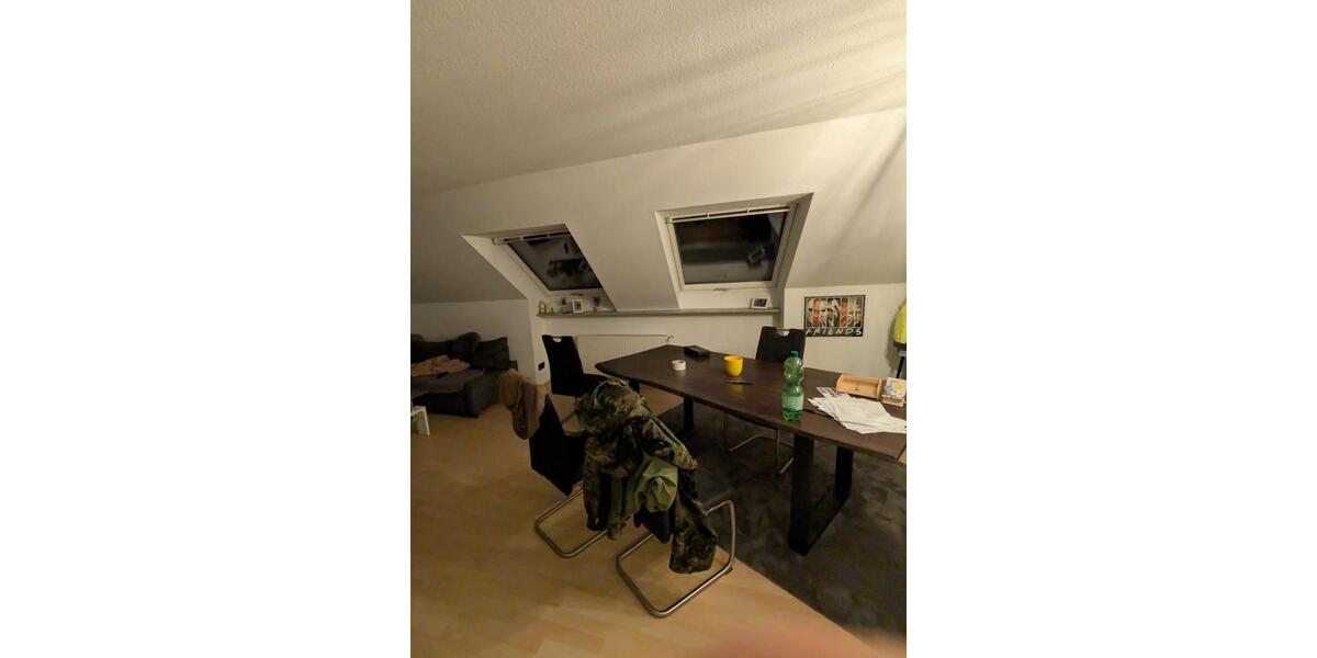 Dachgeschoßwohnung Berghülen - 3.5 Zimmer, 80 m&sup2;, 1.000&euro; | Angebot:24842563