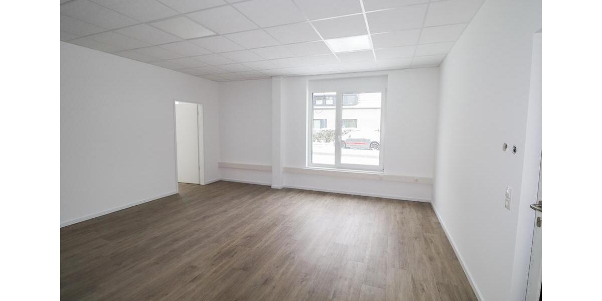 Gewerbeobjekt Oldenburg Kreyenbrück - 2.070&euro; | Angebot:24866799